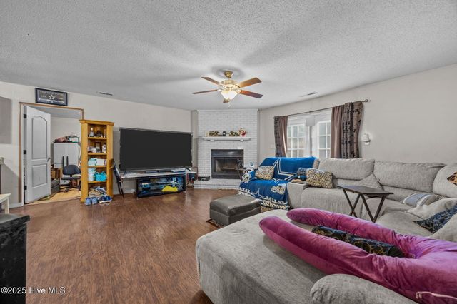 1004 Springdale Drive, Jacksonville, NC 28540