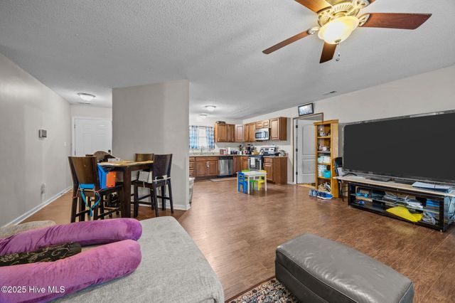 1004 Springdale Drive, Jacksonville, NC 28540