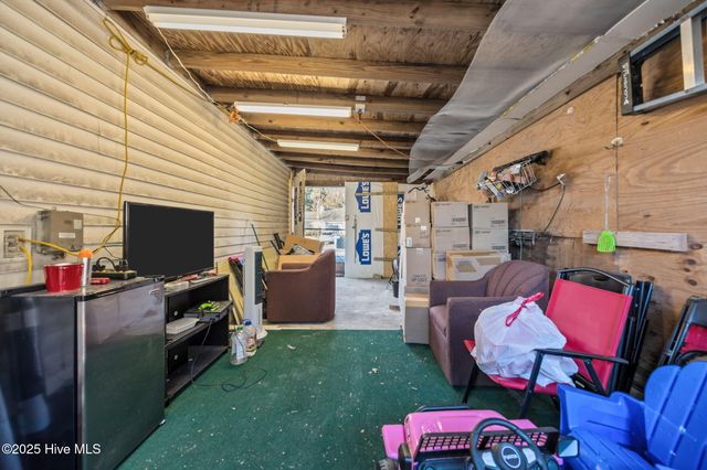 1004 Springdale Drive, Jacksonville, NC 28540