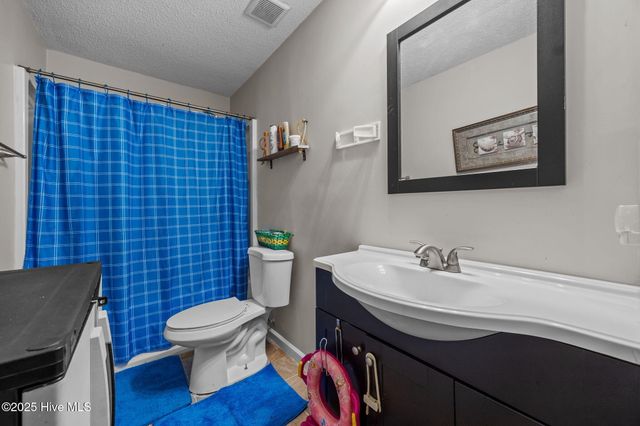 1004 Springdale Drive, Jacksonville, NC 28540