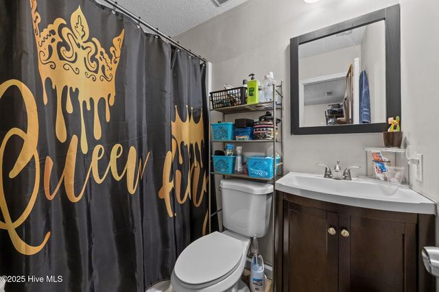 1004 Springdale Drive, Jacksonville, NC 28540