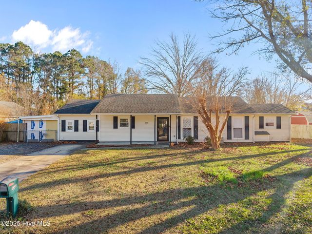 1004 Springdale Drive, Jacksonville, NC 28540