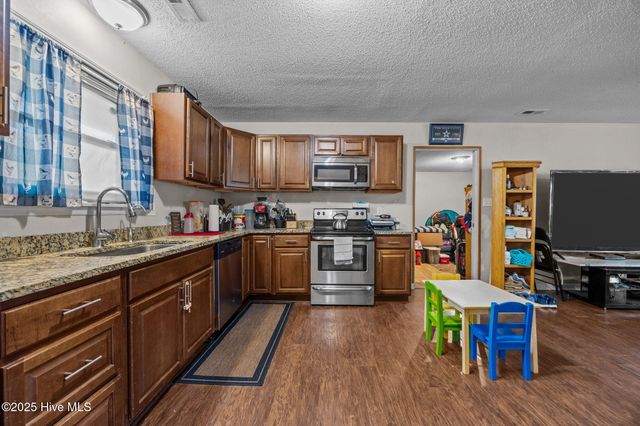 1004 Springdale Drive, Jacksonville, NC 28540