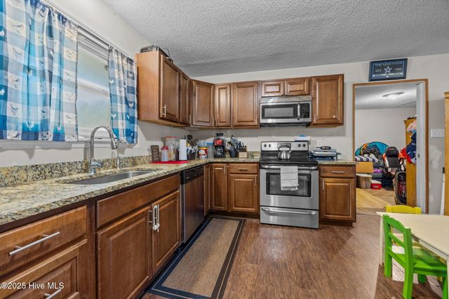 1004 Springdale Drive, Jacksonville, NC 28540