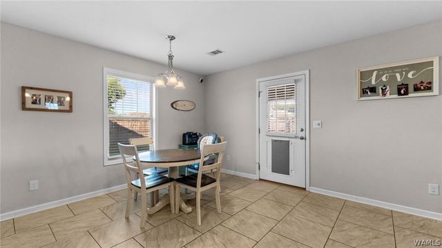 16399 Cherokee Bend, Moundville, AL 35474