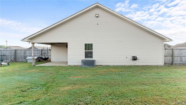 16399 Cherokee Bend, Moundville, AL 35474