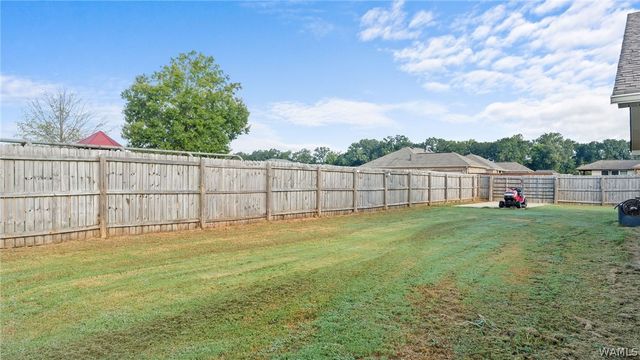 16399 Cherokee Bend, Moundville, AL 35474