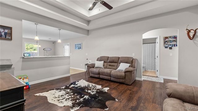 16399 Cherokee Bend, Moundville, AL 35474