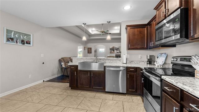 16399 Cherokee Bend, Moundville, AL 35474