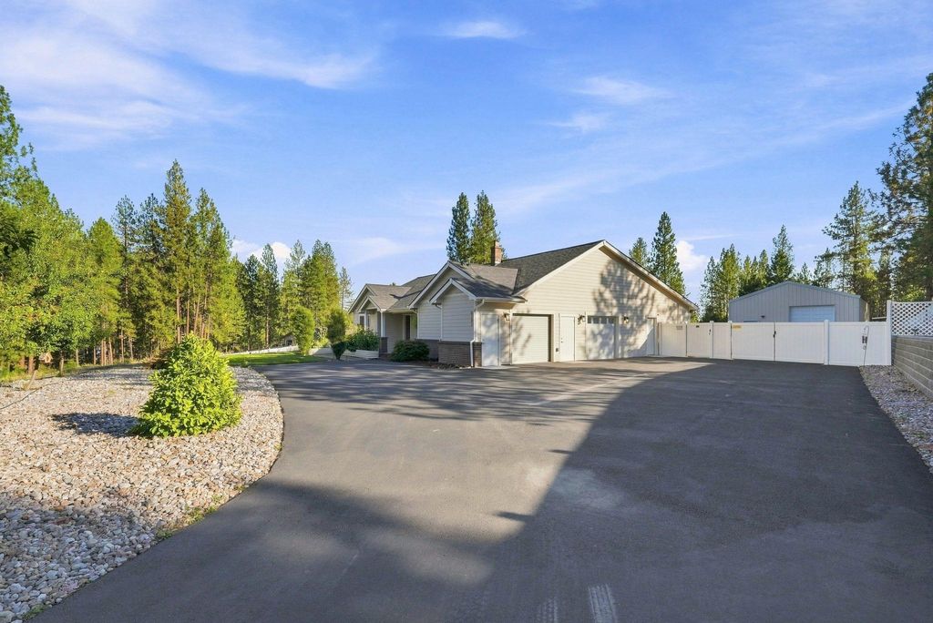 6282 W Bluebird Way, Deer Park, WA 99006 photo 3