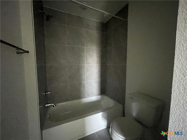302 Agua Chiquita A, Killeen, TX 76543