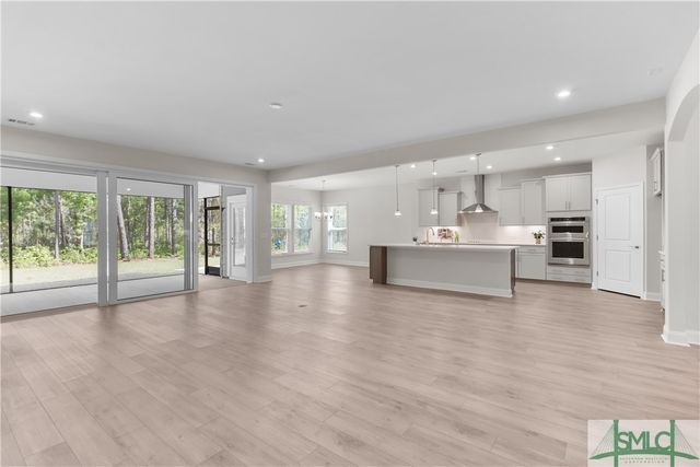 432 Mandeville Drive, Richmond Hill, GA 31324