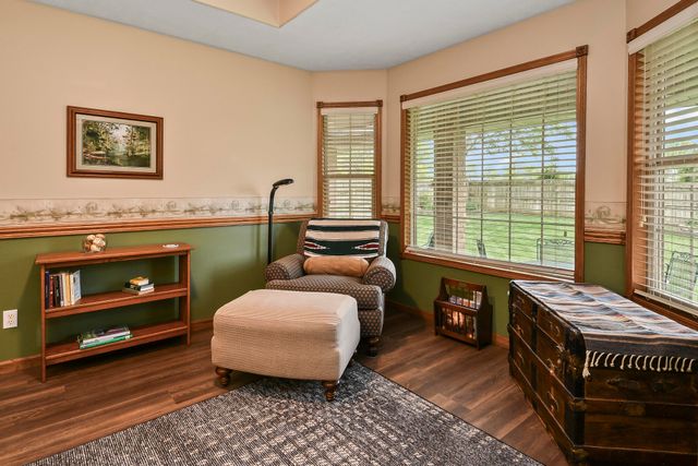 3771 S Suburban Avenue, Springfield, MO 65807