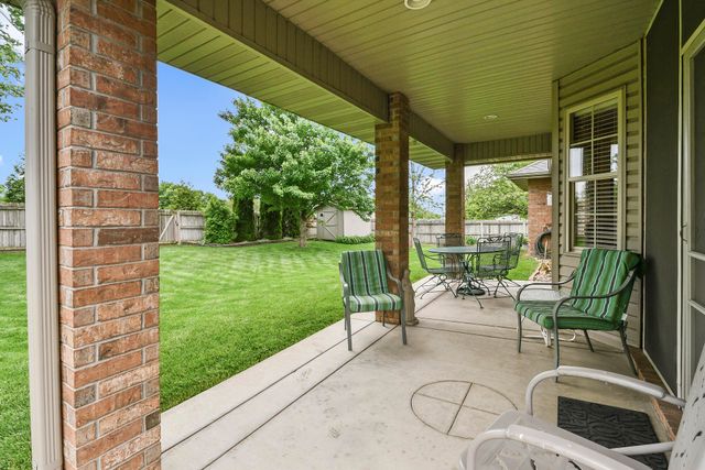 3771 S Suburban Avenue, Springfield, MO 65807