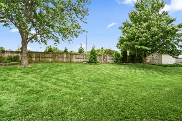 3771 S Suburban Avenue, Springfield, MO 65807