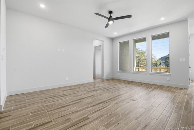 1627 Dunvegan Park, Bulverde, TX 78163