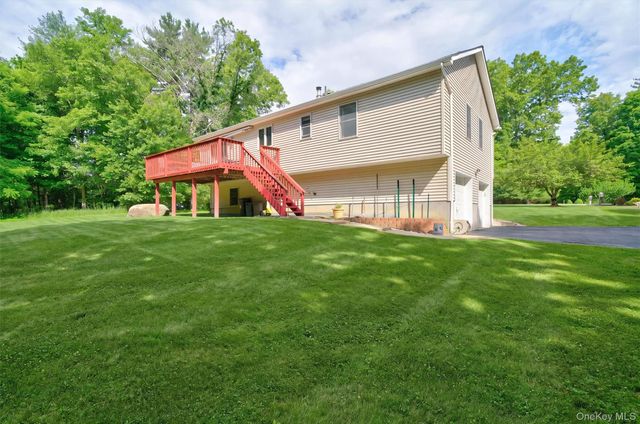 1019 Benjamin Vankeuren Drive, Pine Bush, NY 12566