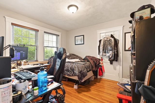 31 Willoughby St, Boston, MA 02135
