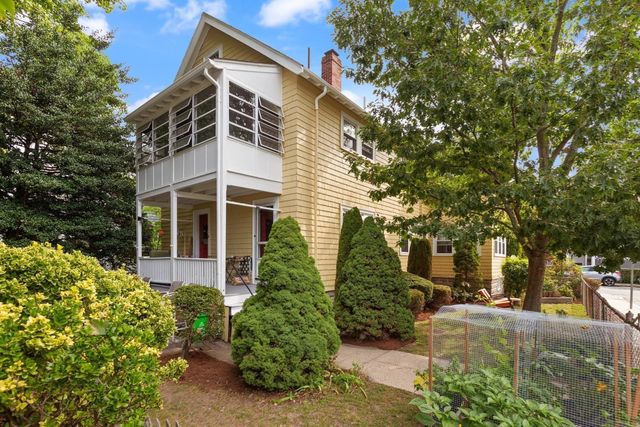 31 Willoughby St, Boston, MA 02135