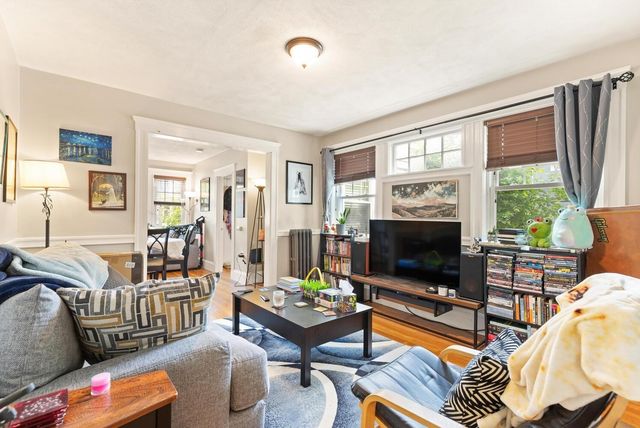 31 Willoughby St, Boston, MA 02135