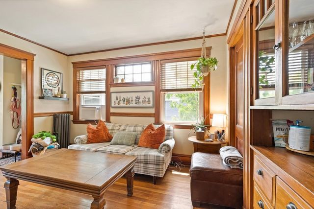 31 Willoughby St, Boston, MA 02135