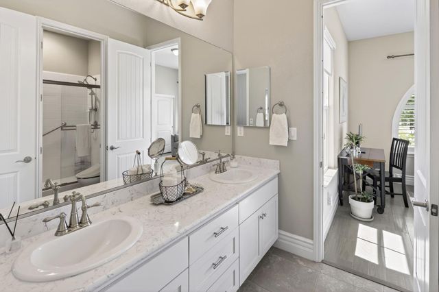 5827 Tree Swallow Cir, Rocklin, CA 95677