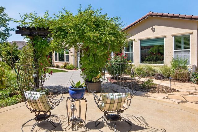5827 Tree Swallow Cir, Rocklin, CA 95677