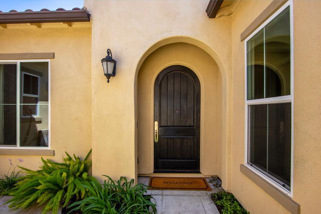 5827 Tree Swallow Cir, Rocklin, CA 95677