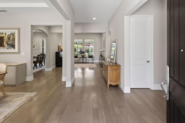 5827 Tree Swallow Cir, Rocklin, CA 95677
