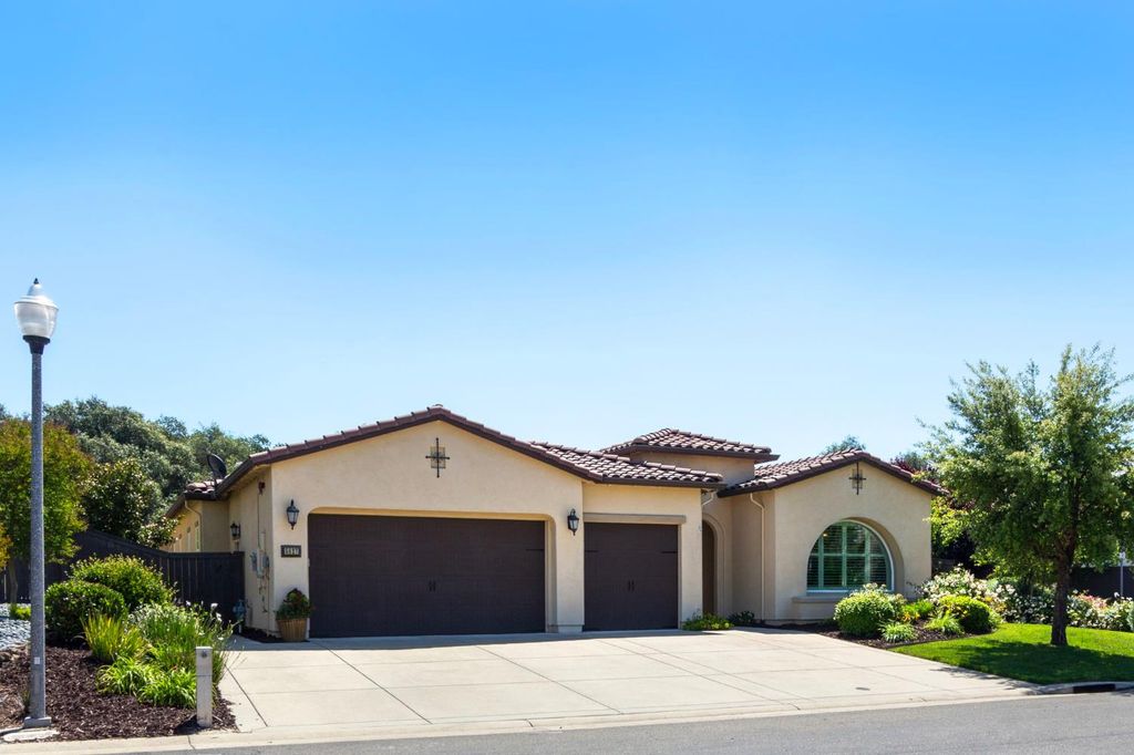 5827 Tree Swallow Cir, Rocklin, CA 95677