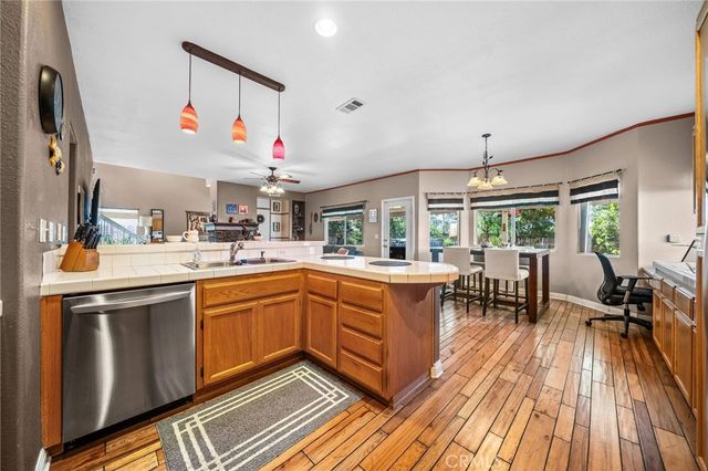 27433 Partridge Court, Menifee, CA 92585