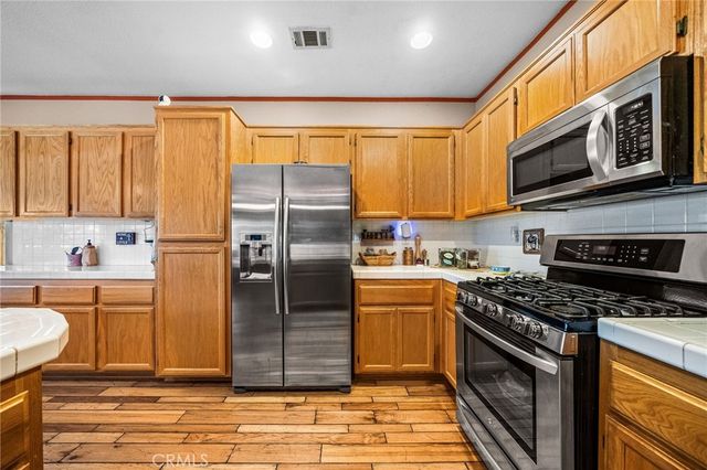 27433 Partridge Court, Menifee, CA 92585
