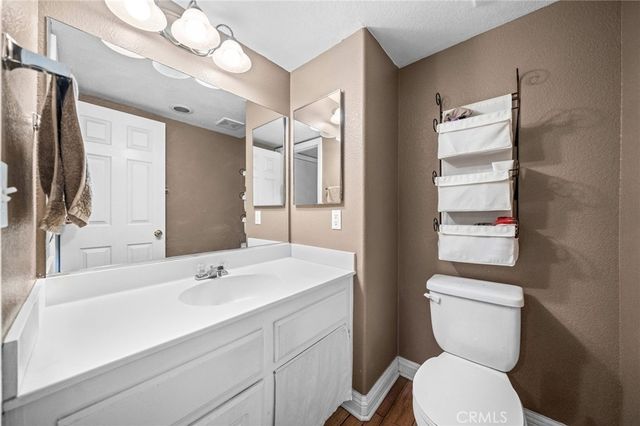 27433 Partridge Court, Menifee, CA 92585