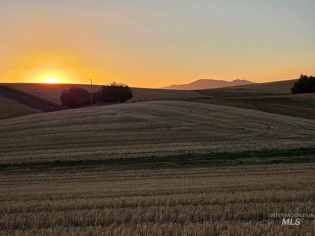 000 Bethany Road, Kendrick, ID 83537