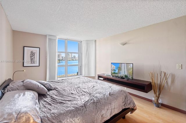 19101 NE 36th Ct 409, Aventura, FL 33180