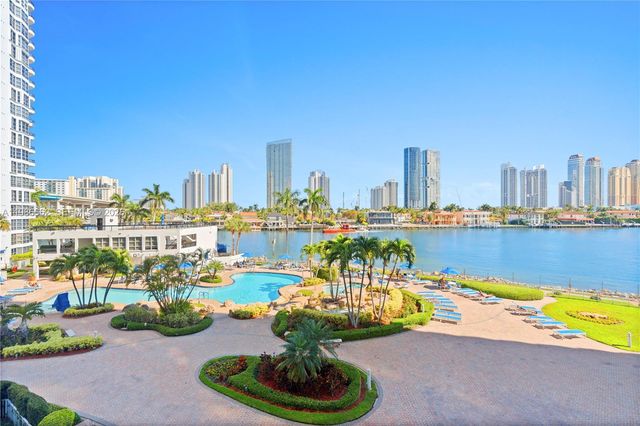 19101 NE 36th Ct 409, Aventura, FL 33180