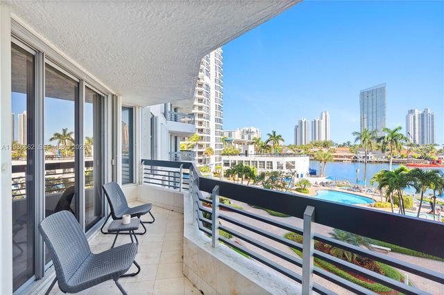 19101 NE 36th Ct 409, Aventura, FL 33180