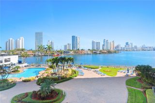 19101 NE 36th Ct 409, Aventura, FL 33180