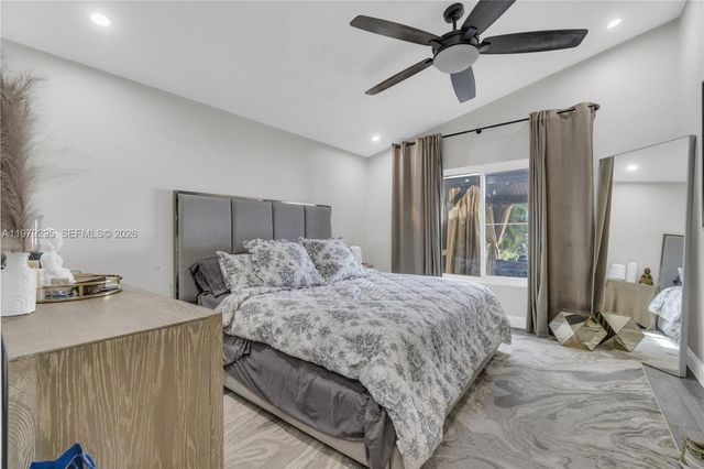 9900 S Grand Duke Cir, Tamarac, FL 33321