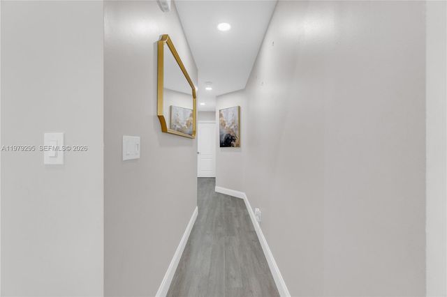 9900 S Grand Duke Cir, Tamarac, FL 33321