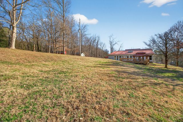 2895 Free State Rd, Gainesboro, TN 38562