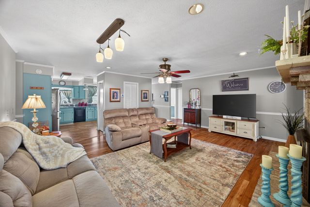 2895 Free State Rd, Gainesboro, TN 38562