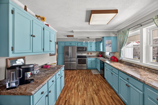 2895 Free State Rd, Gainesboro, TN 38562