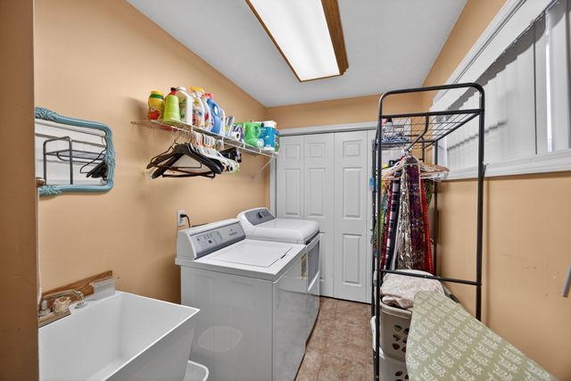 2895 Free State Rd, Gainesboro, TN 38562