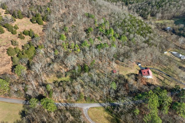2895 Free State Rd, Gainesboro, TN 38562