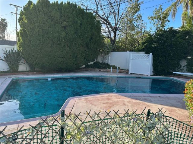 22901 Leonora Drive, Woodland Hills, CA 91367