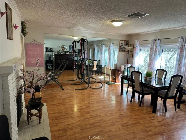 22901 Leonora Drive, Woodland Hills, CA 91367