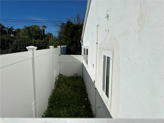 22901 Leonora Drive, Woodland Hills, CA 91367