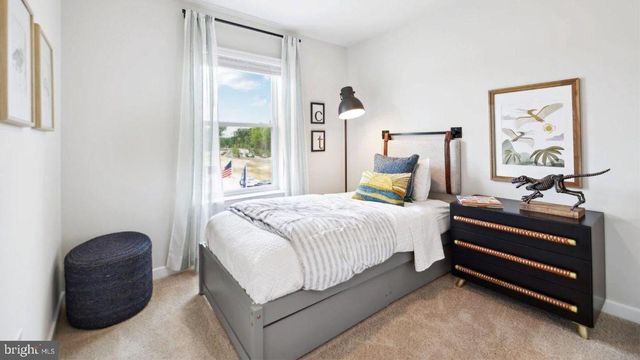 27 CLEMENTON RD E, Gibbsboro, NJ 08026