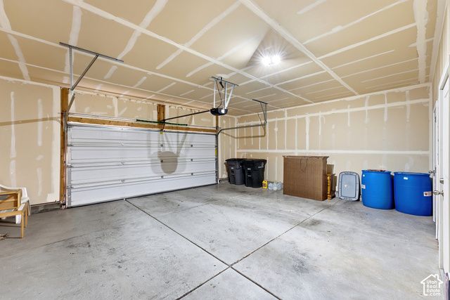 10989 S CASCABEL DR, South Jordan, UT 84009